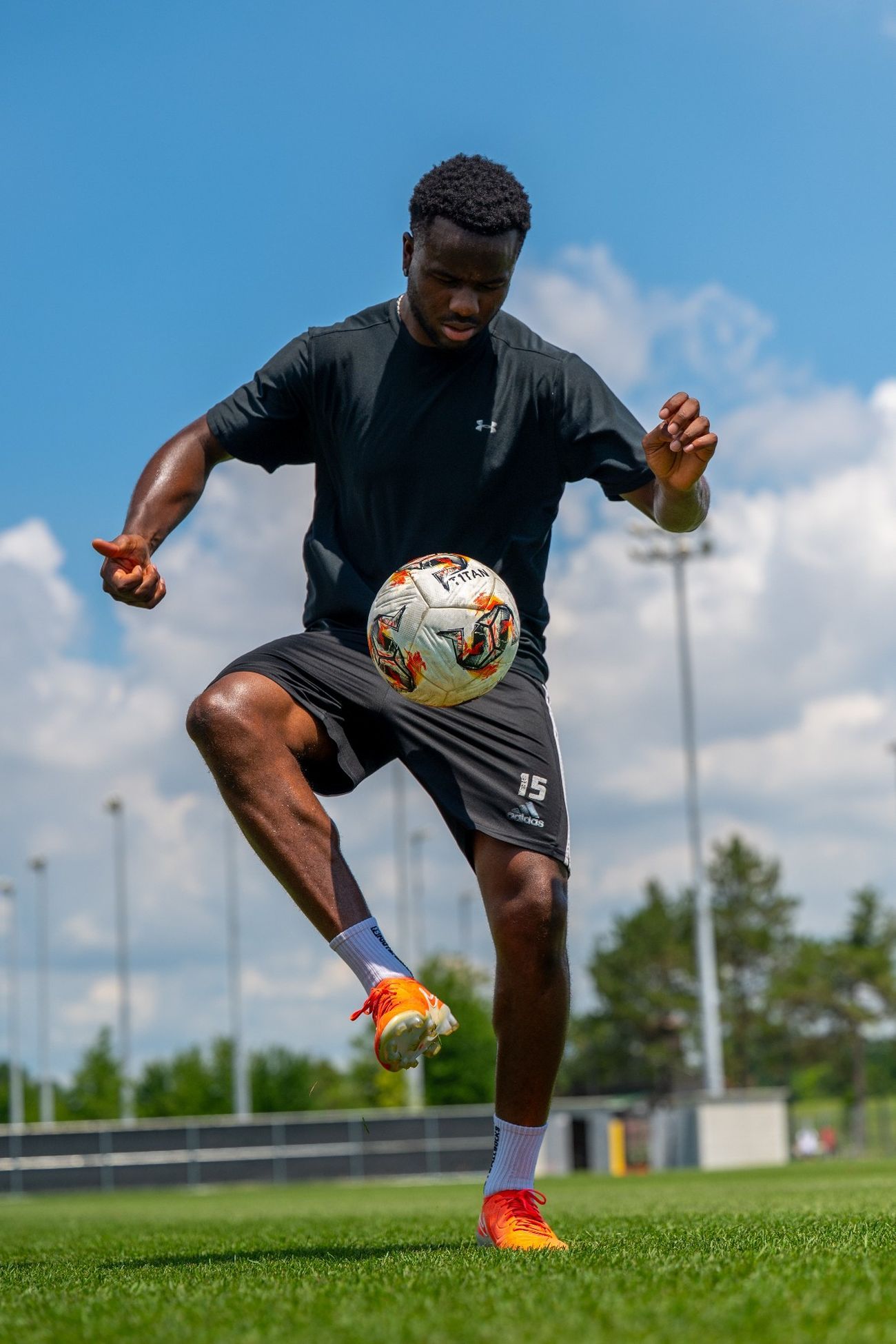 H2 Soccer player working on close control